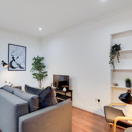 Welcomestay Tooting Broadway 3 Bedroom Apartment Londra Exterior foto